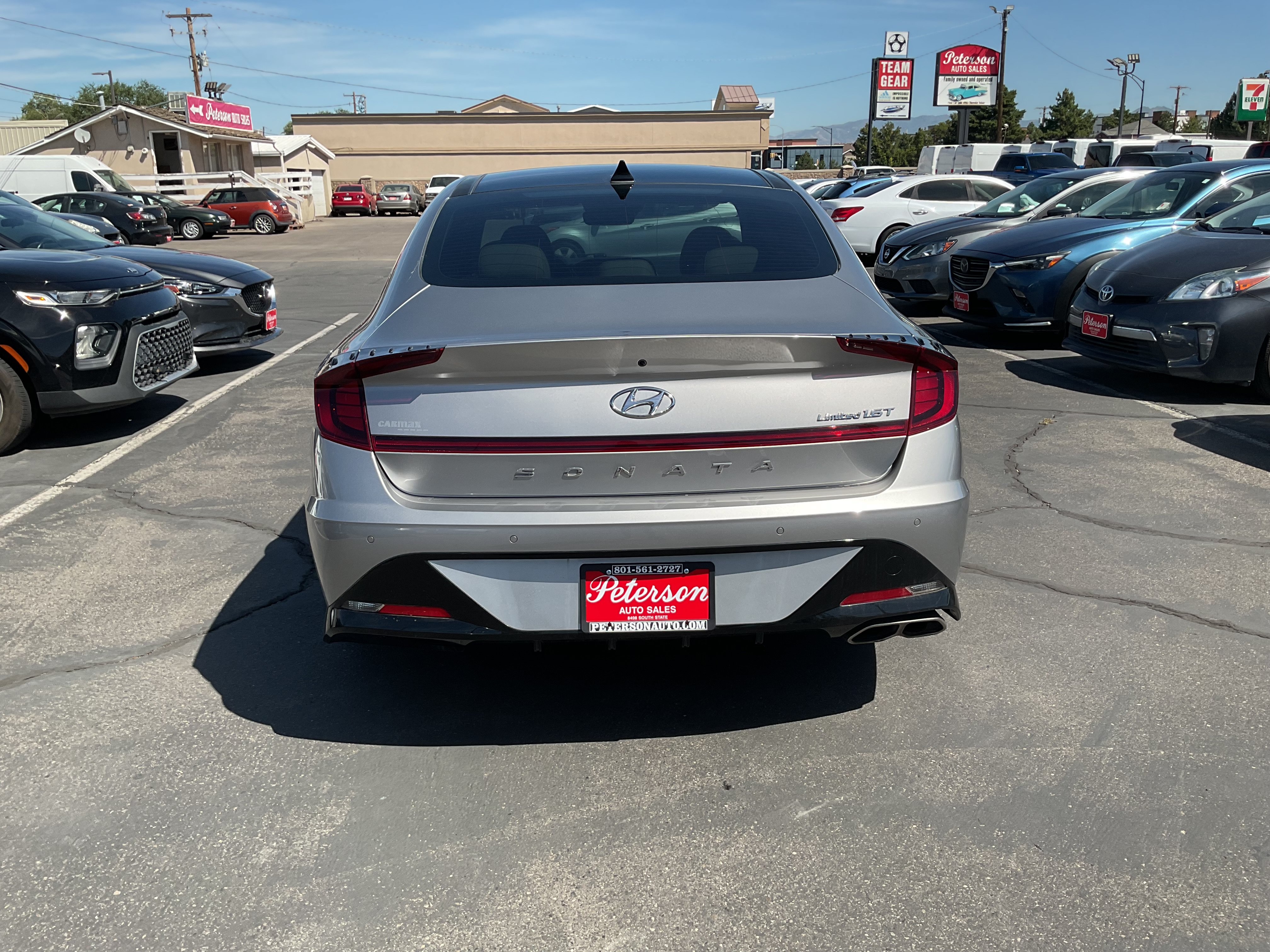 Used 2022 Hyundai Sonata Limited w/ Cargo Package FWD image 8