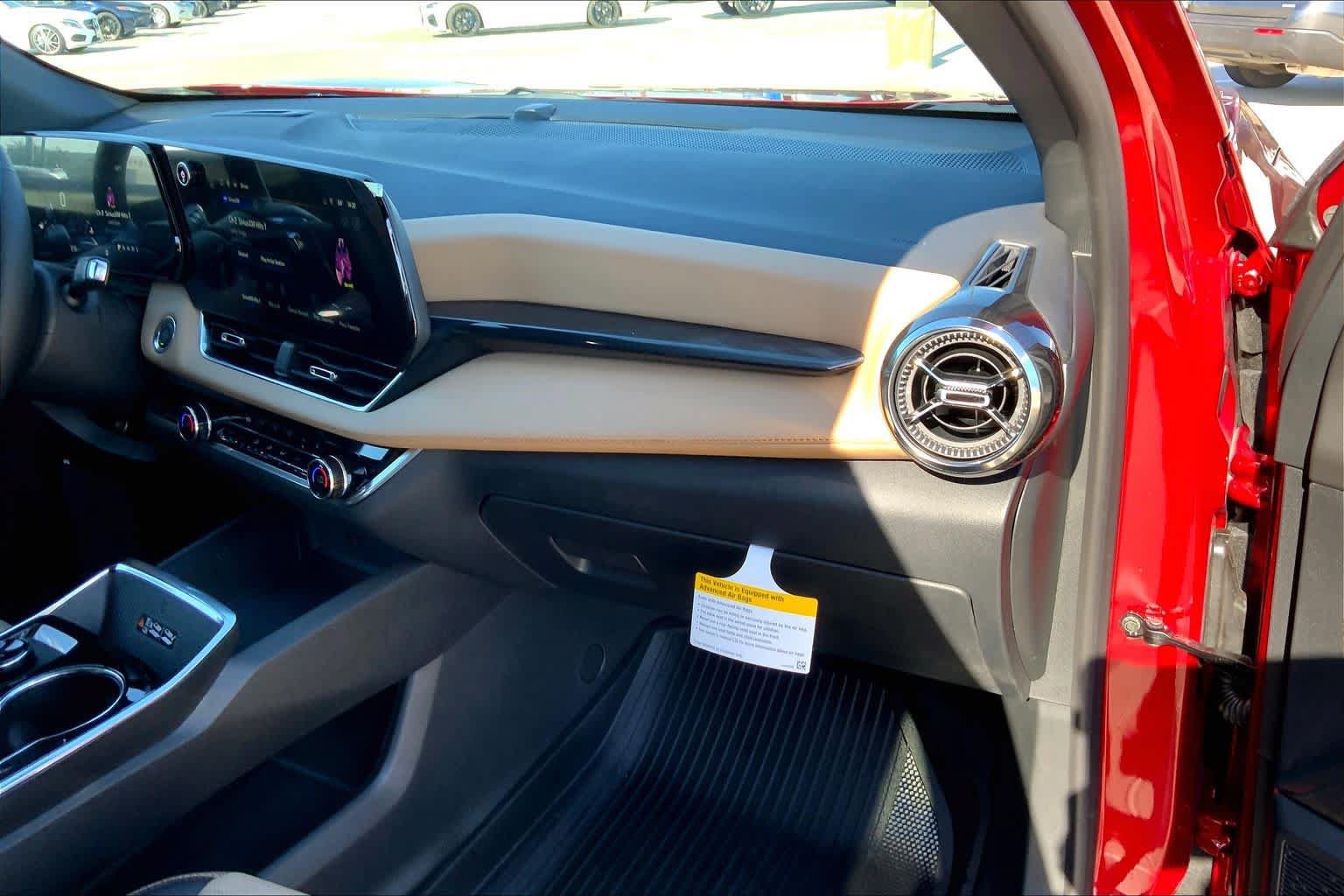 Certified 2026 Chevrolet Equinox ACTIV w/ LPO, Floor Liner Package FWD image 34