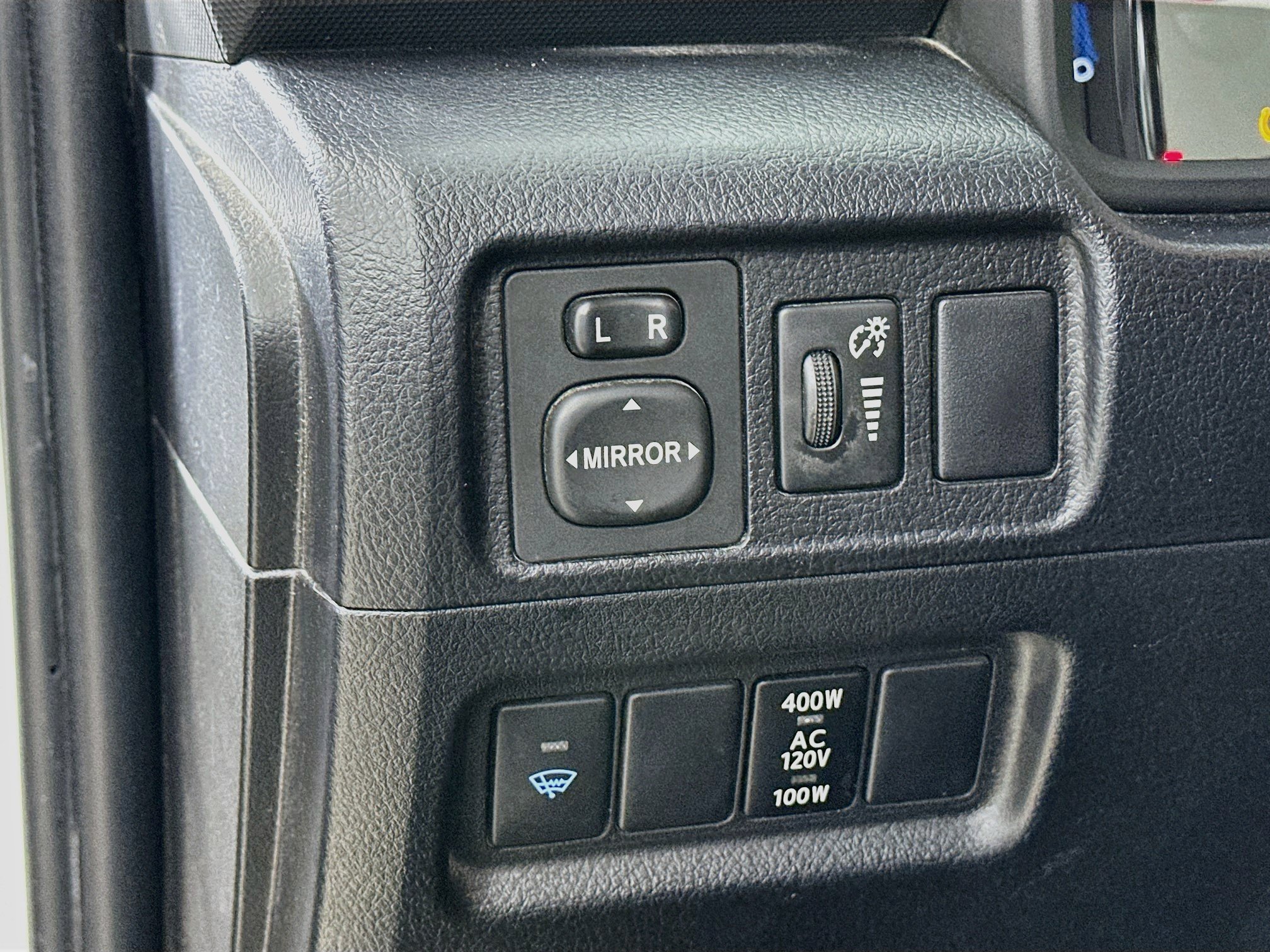 Used 2019 Toyota 4Runner TRD Off-Road Premium AWD/4WD image 10