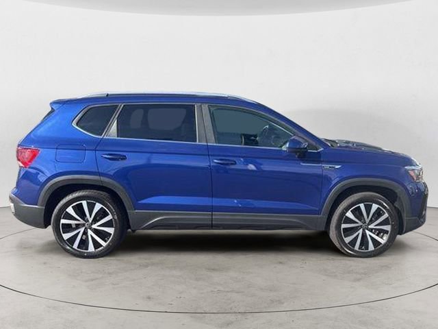 Used 2022 Volkswagen Taos SE image 7