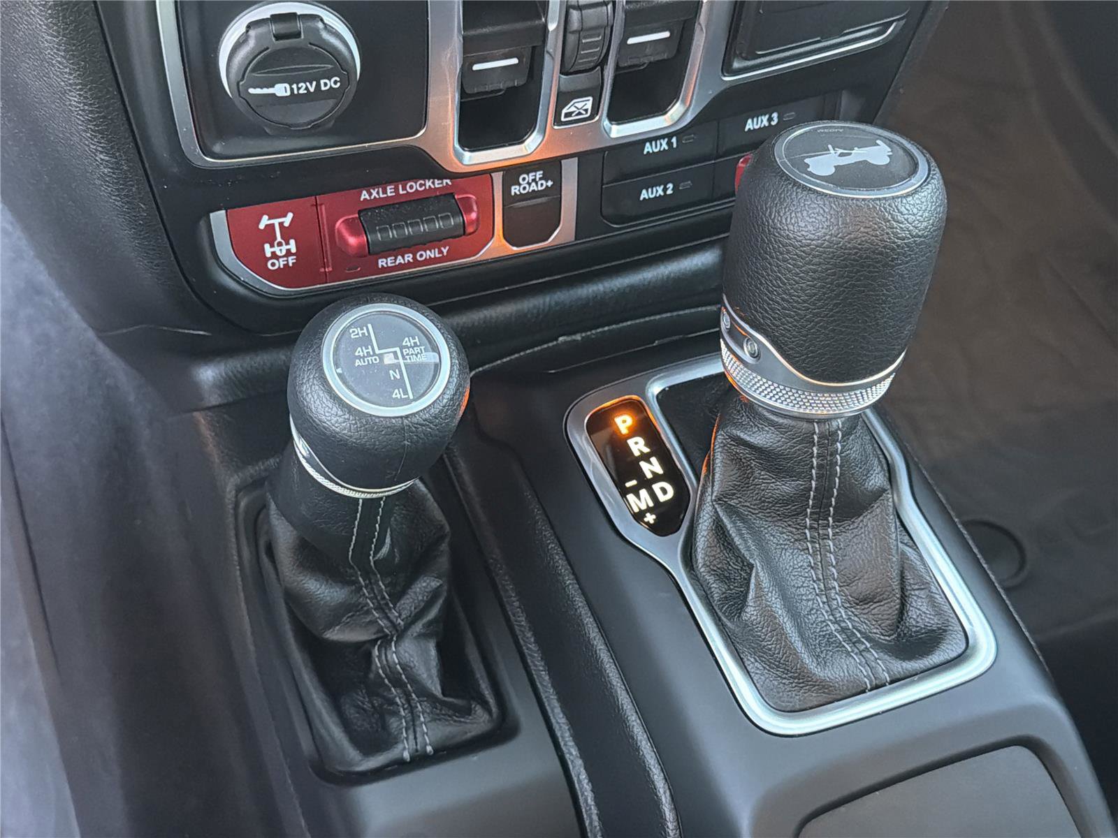 Used 2025 Jeep Wrangler Willys image 31