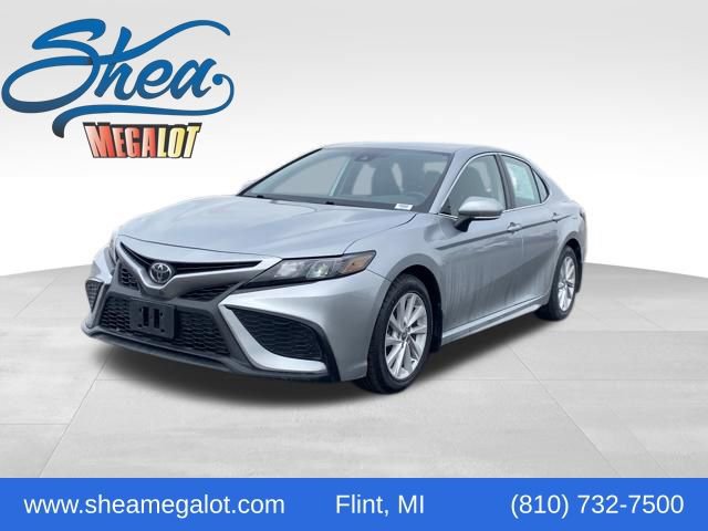 Used 2023 Toyota Camry SE image 1