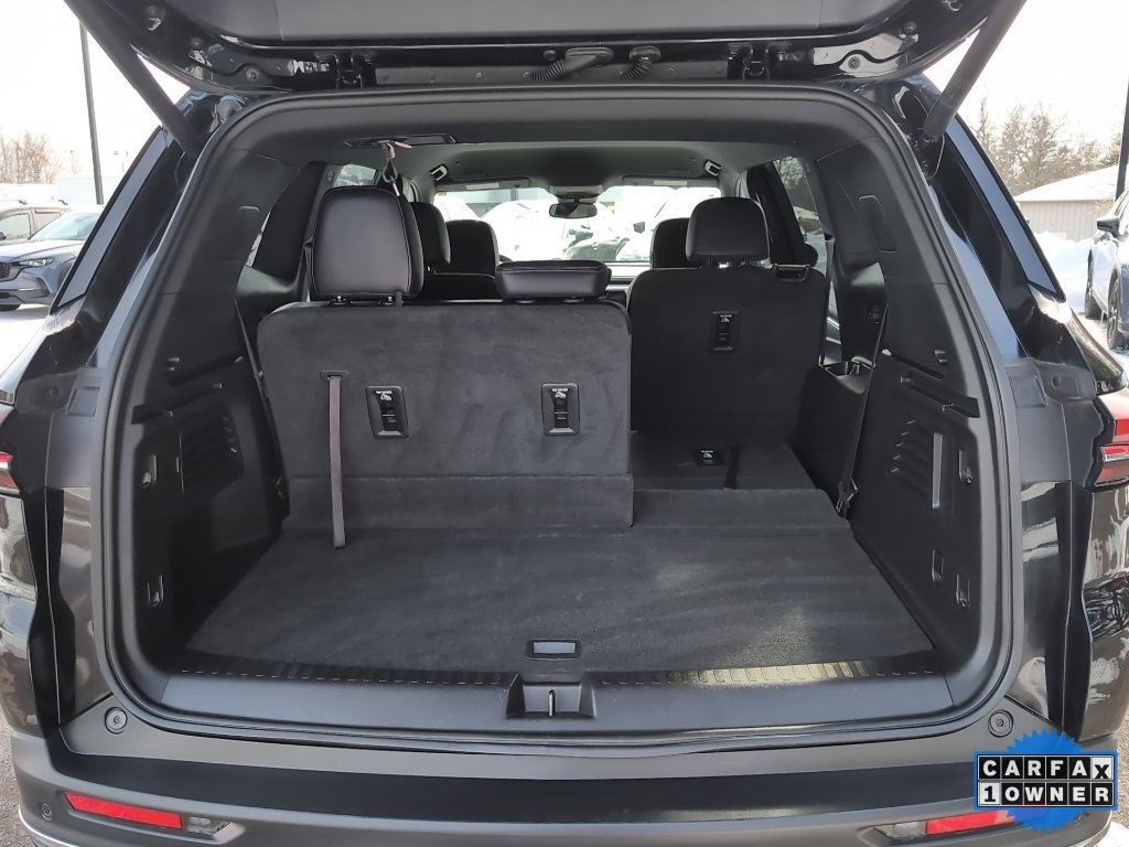 Used 2025 Buick Enclave Preferred image 12