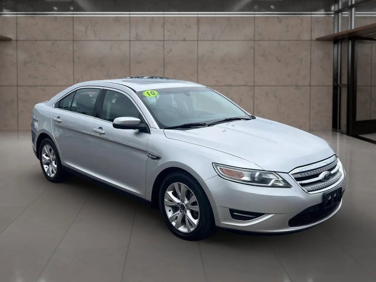 Used 2010 Ford Taurus SEL AWD/4WD image 2