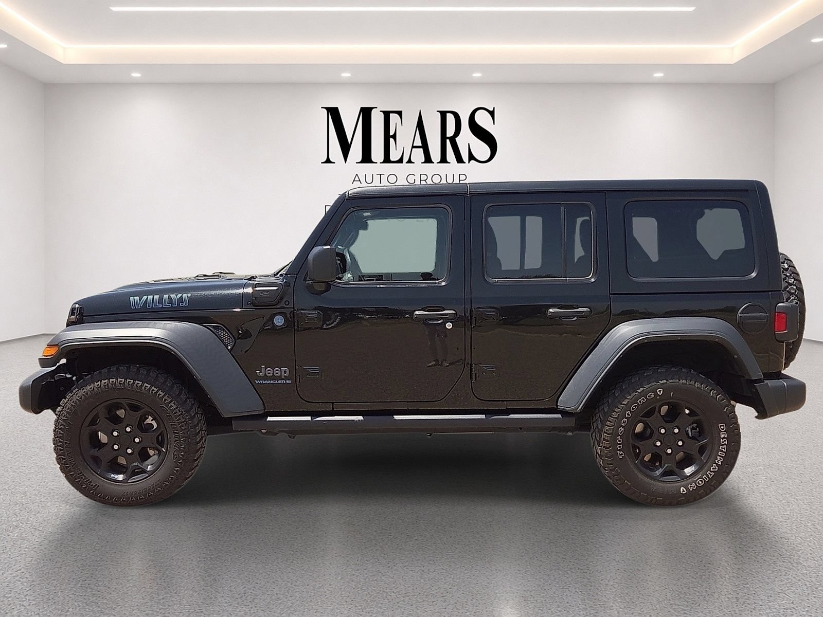 Used 2023 Jeep Wrangler Unlimited AWD/4WD image 2