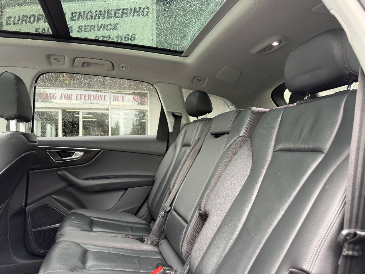 Used 2021 Audi Q7 3.0T Premium Plus AWD/4WD image 25