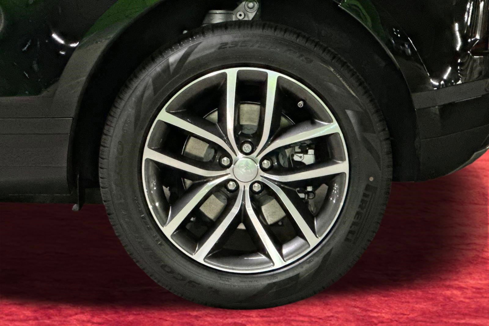 New 2026 Land Rover Range Rover Evoque S AWD/4WD image 9