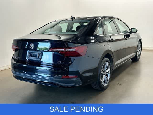 Used 2024 Volkswagen Jetta SE FWD image 33