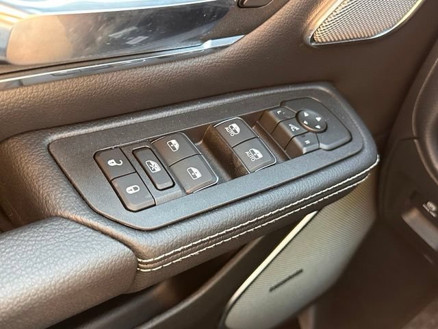 New 2027 RAM 1500 Laramie w/ Night Edition AWD/4WD image 16