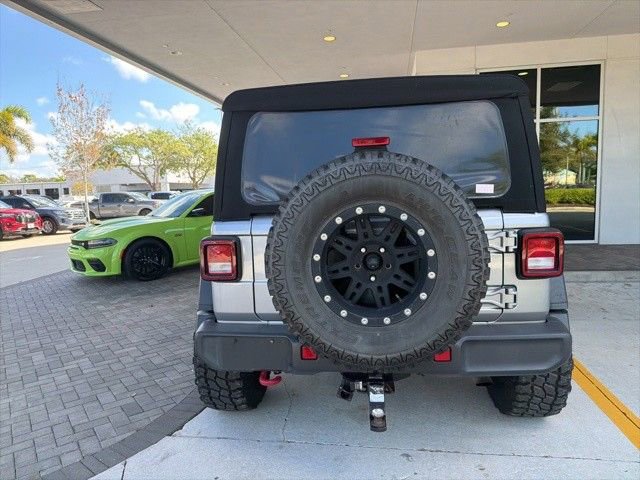 Used 2020 Jeep Wrangler Unlimited Rubicon w/ Dual Top Group image 5