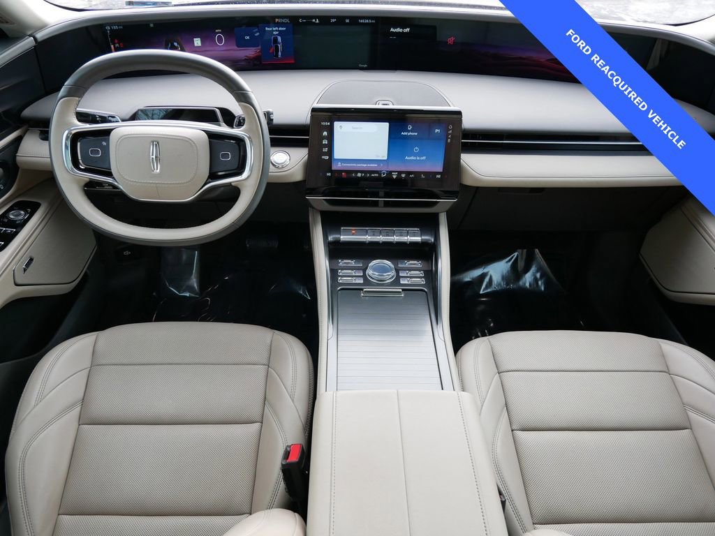 Used 2024 Lincoln Nautilus Premier w/ Equipment Group 102A image 12