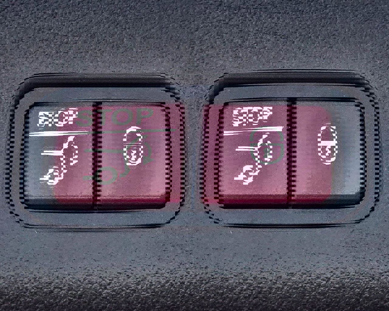 Used 2026 Mercedes-Benz GLC 300 4MATIC image 36