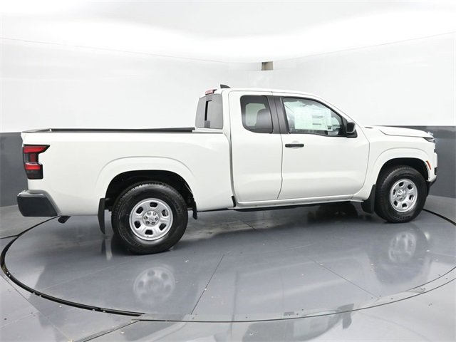 New 2026 Nissan Frontier S image 3