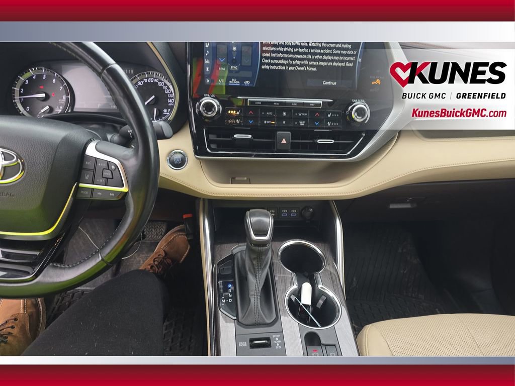 Used 2022 Toyota Highlander Platinum image 15