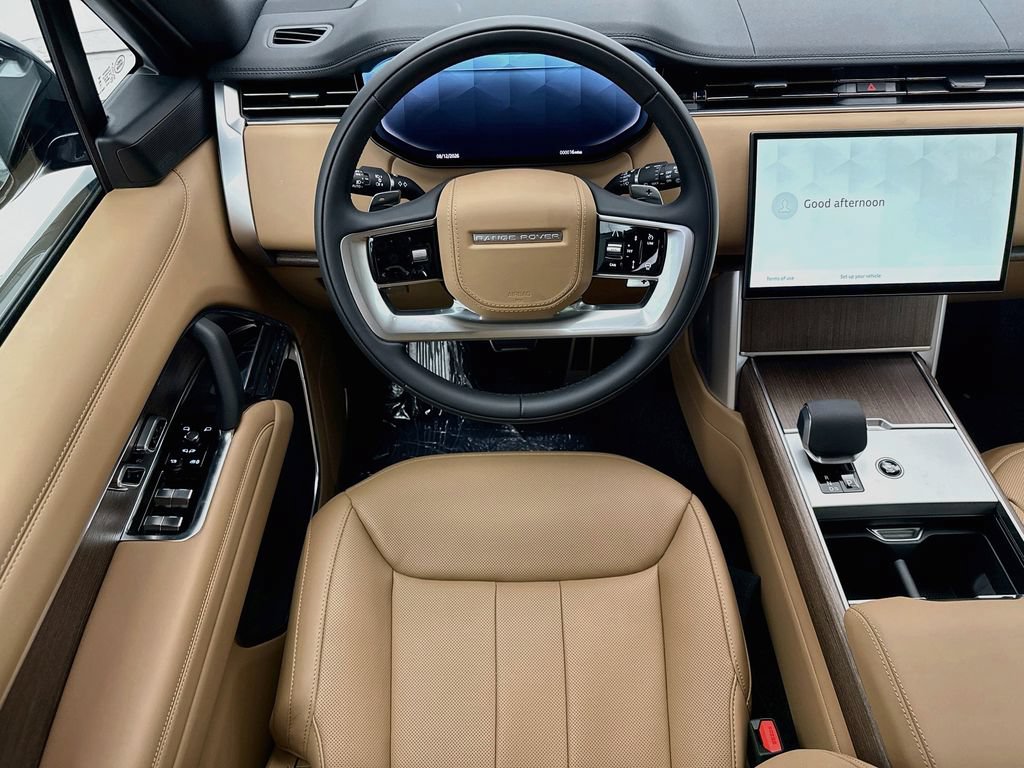 New 2026 Land Rover Range Rover Long Wheelbase SE AWD/4WD image 10