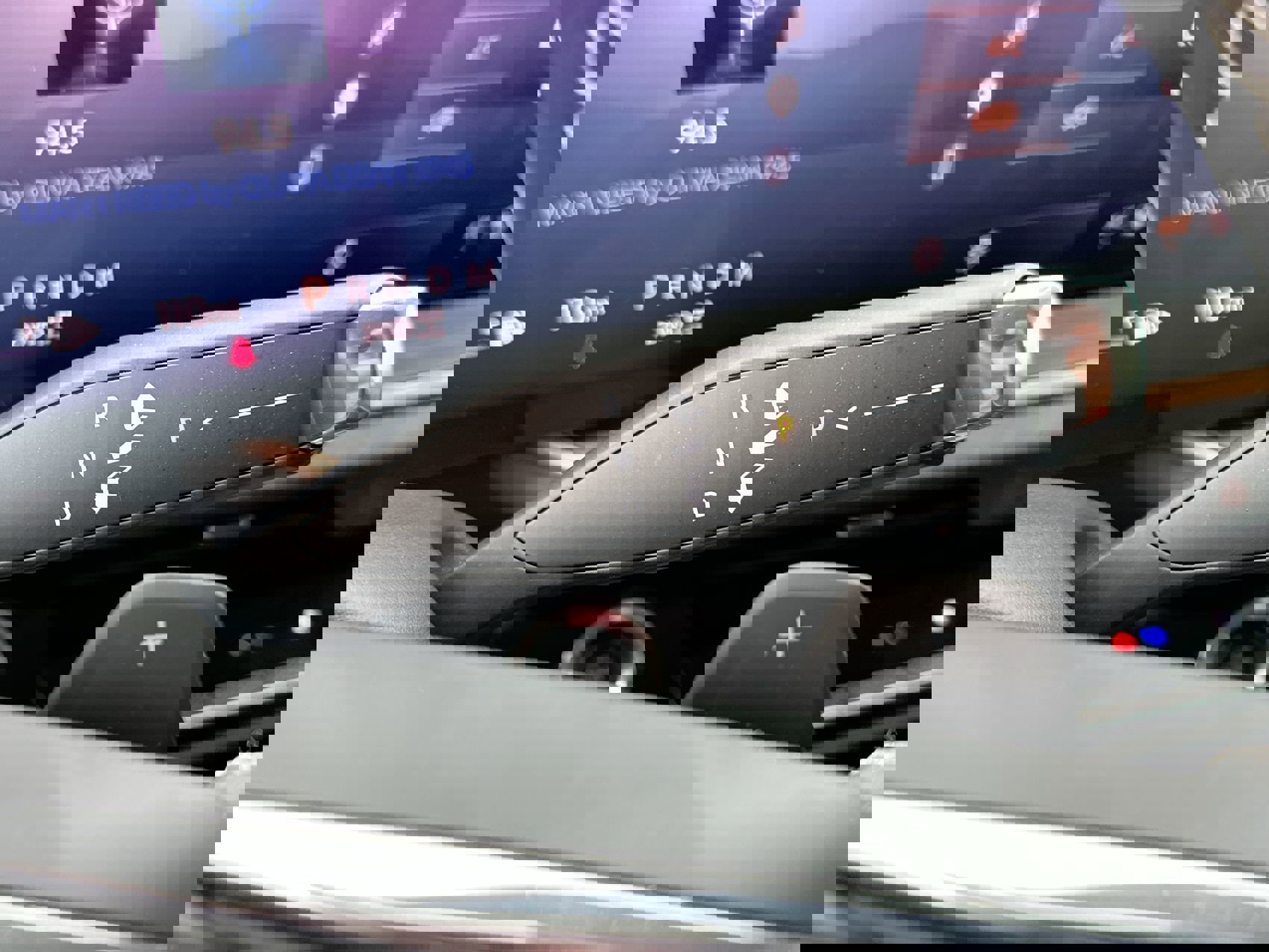 Used 2025 Buick Envision Sport Touring AWD/4WD image 19