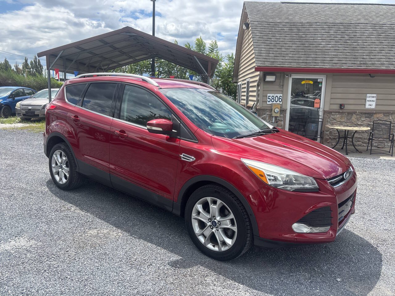 Used 2016 Ford Escape Titanium w/ Equipment Group 301A FWD image 4