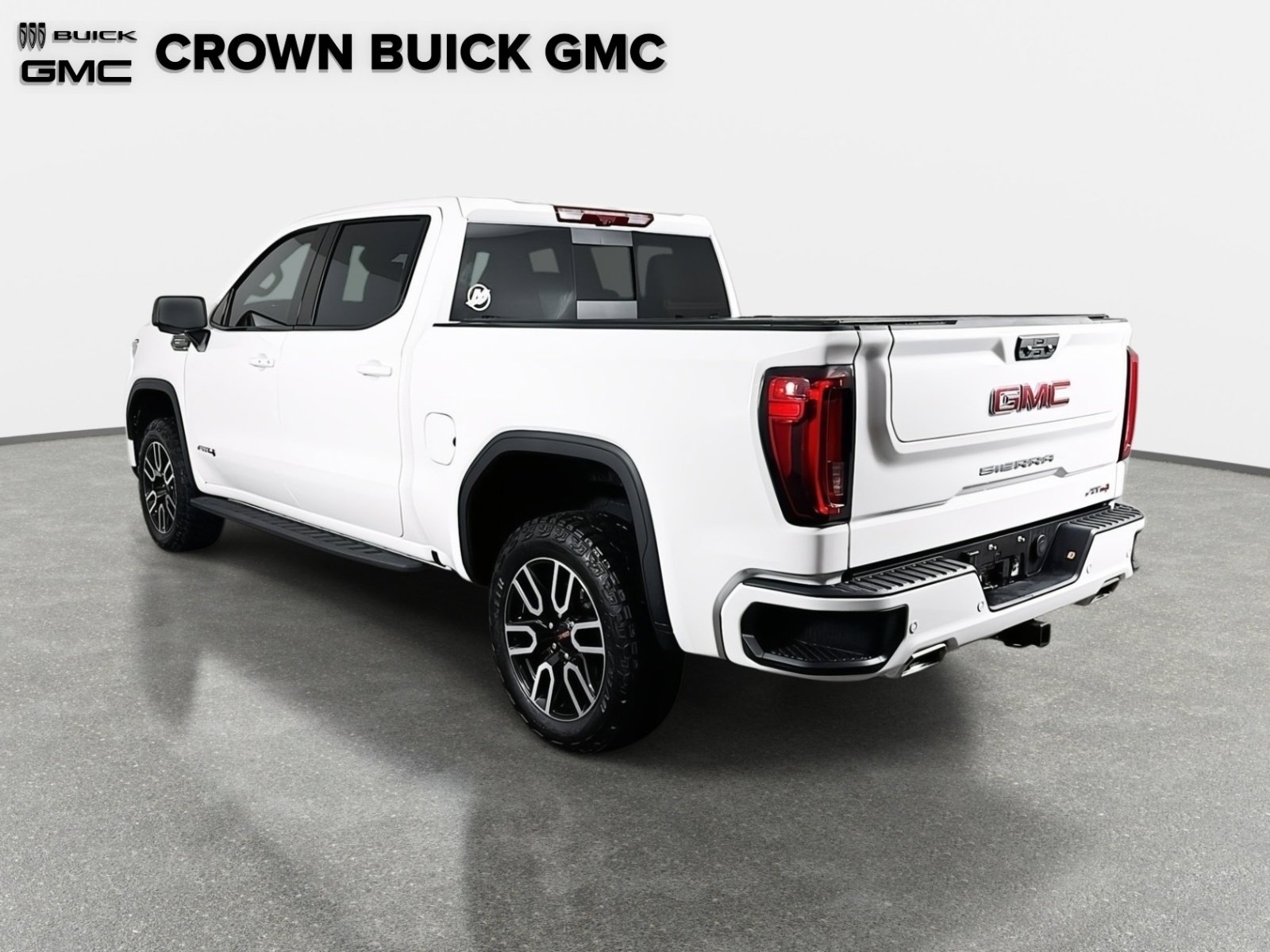 Certified 2025 GMC Sierra 1500 AT4 w/ AT4 Premium Package image 7