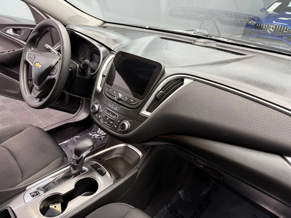 Used 2022 Chevrolet Malibu LT FWD image 49