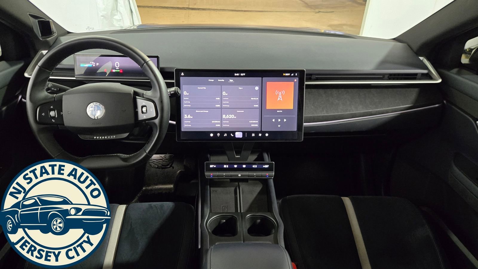 Used 2023 Fisker Ocean One image 25