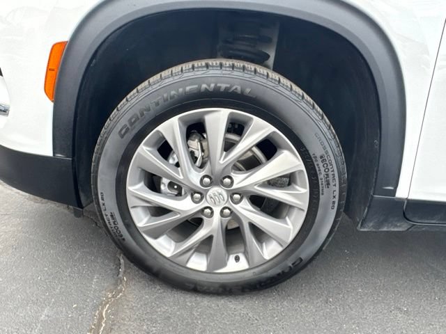 Used 2025 Buick Enclave Preferred AWD/4WD image 27