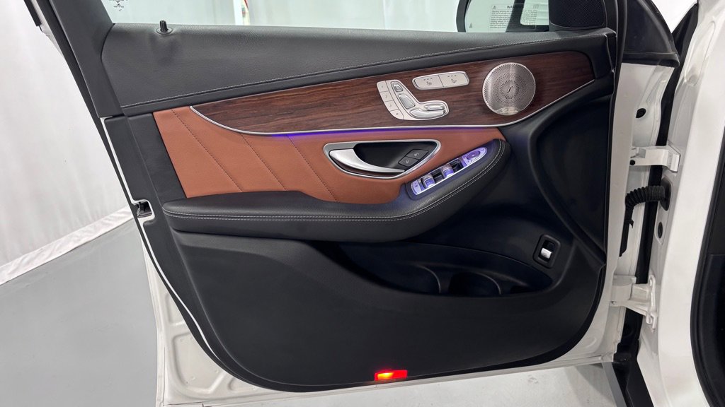 Used 2021 Mercedes-Benz GLC 43 AMG 4MATIC image 16