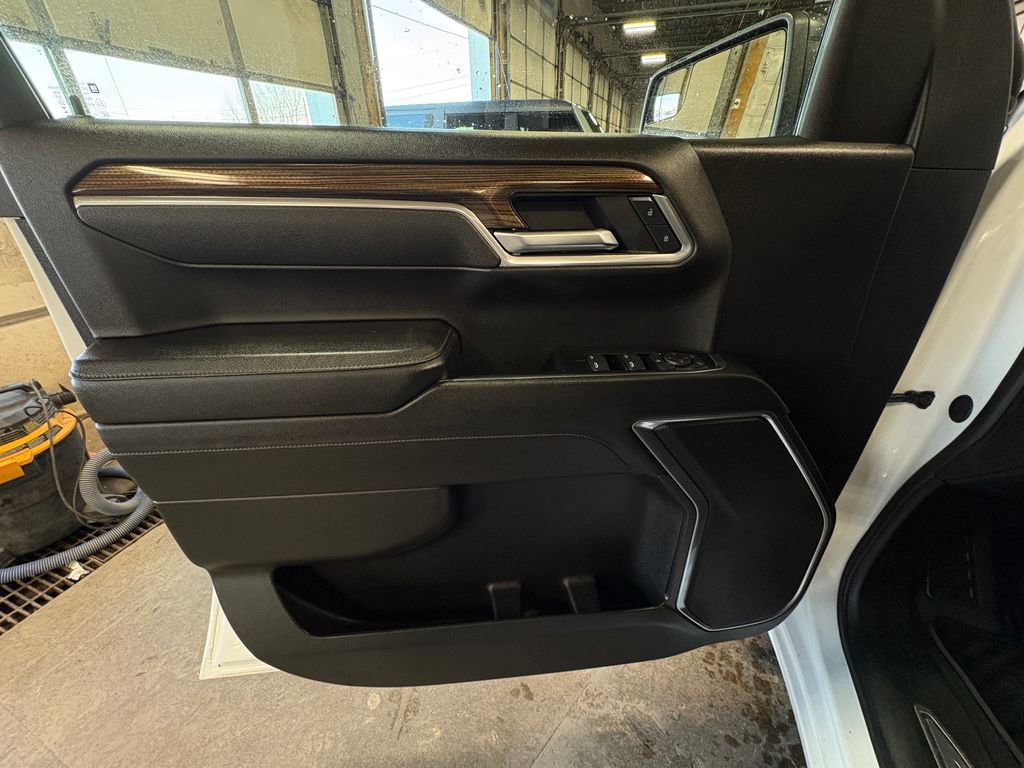 Used 2025 Chevrolet Silverado 1500 LT w/ Work Truck Package image 28