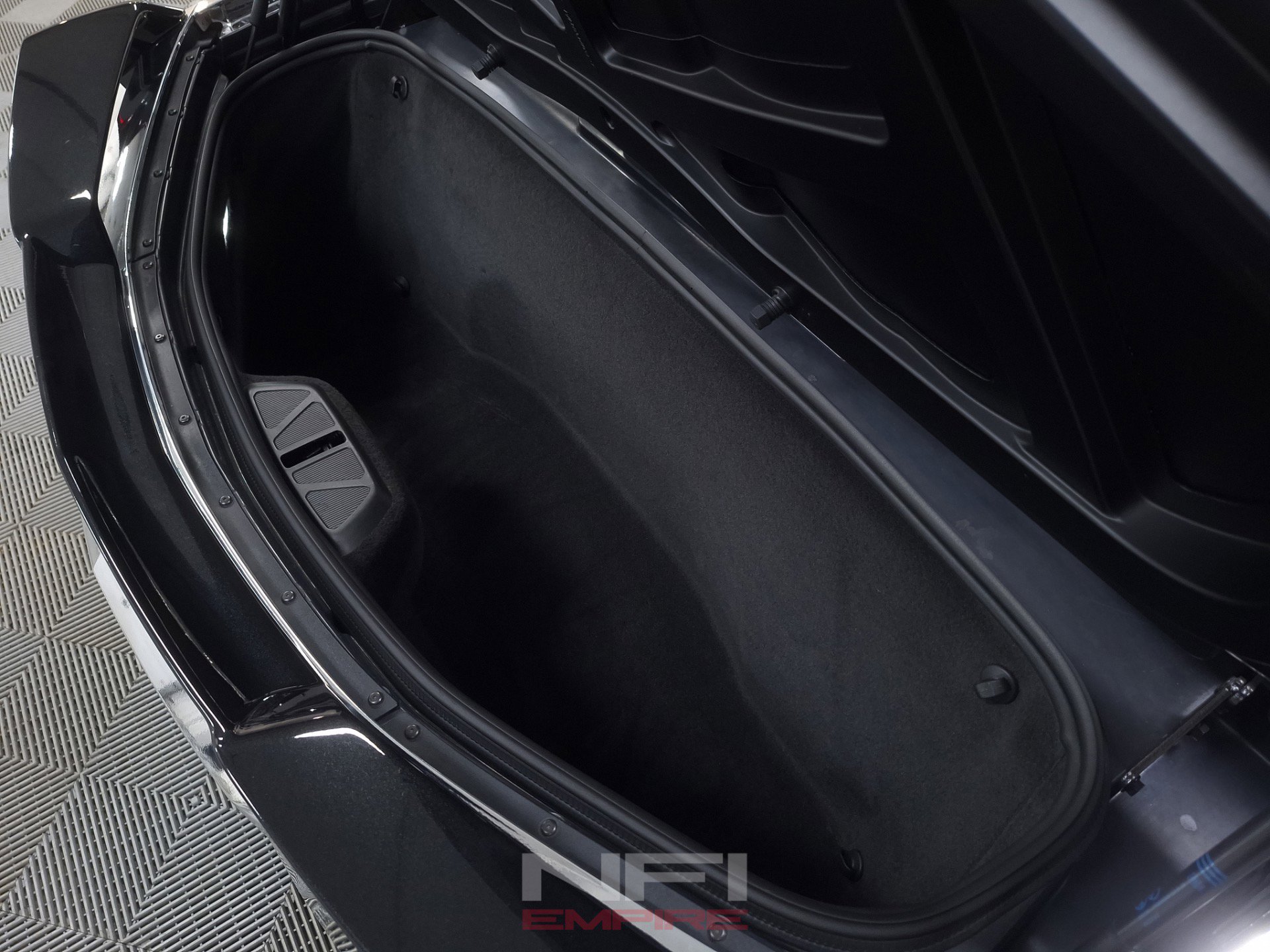 Used 2024 Chevrolet Corvette Stingray Premium Conv w/ Z51 Performance Package RWD image 47