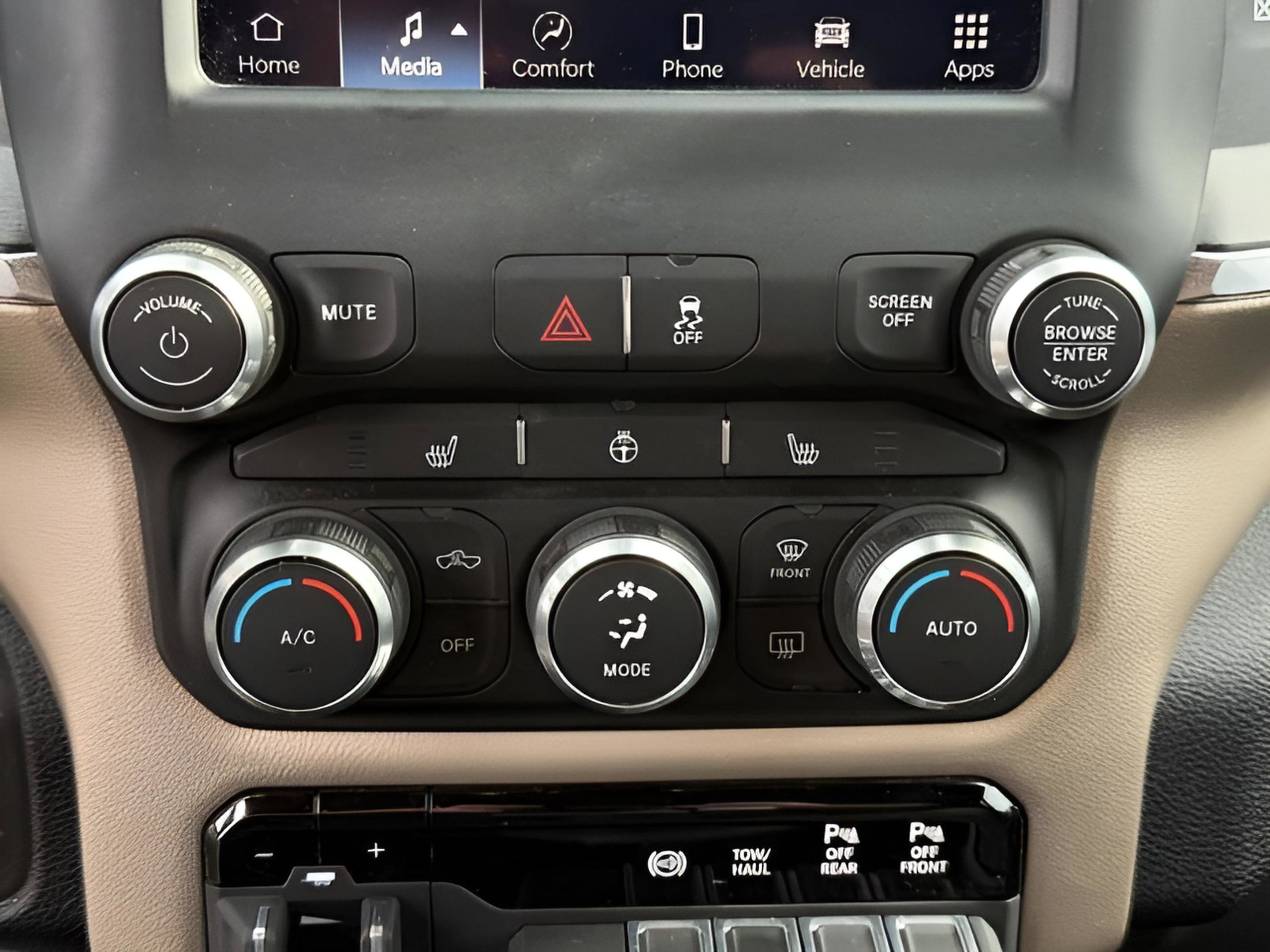 Used 2022 RAM 2500 Laramie AWD/4WD image 25