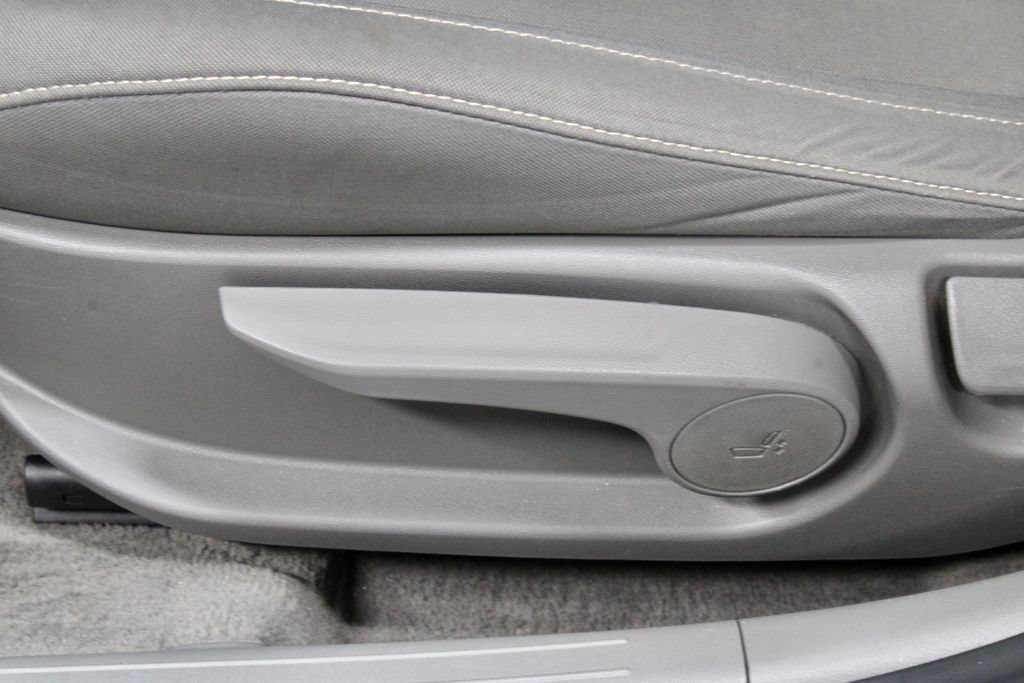 Used 2024 Hyundai Elantra SEL FWD image 25