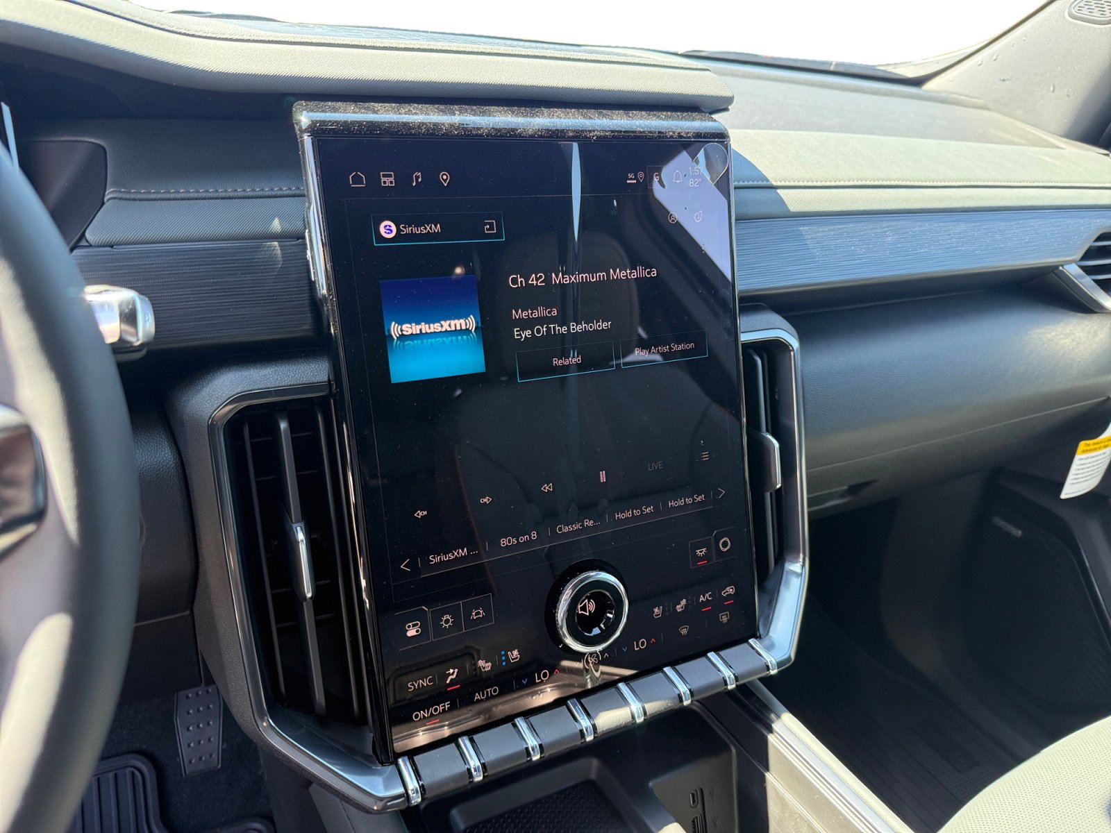 New 2026 GMC Acadia AT4 w/ Luxury Package image 12