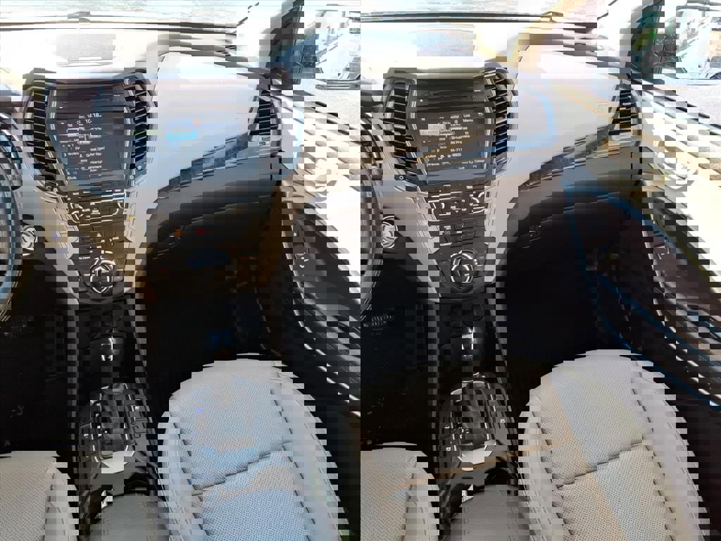 Used 2017 Hyundai Santa Fe Sport w/ 2.4L Tech Package 04 image 11