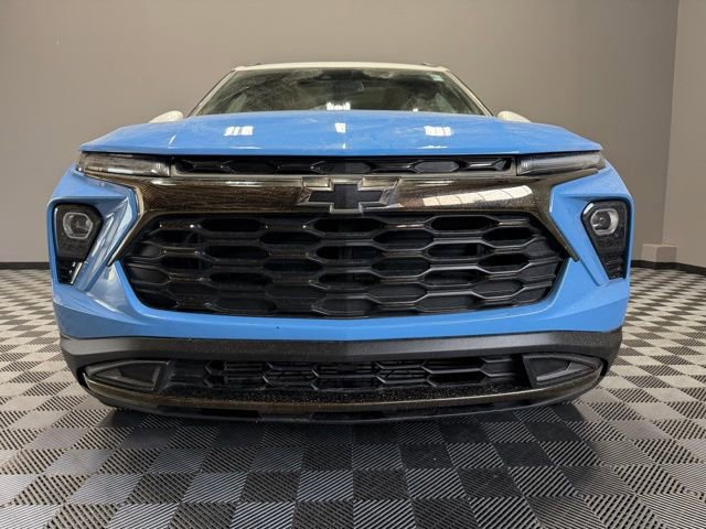 Used 2024 Chevrolet TrailBlazer ACTIV w/ Convenience Package image 3