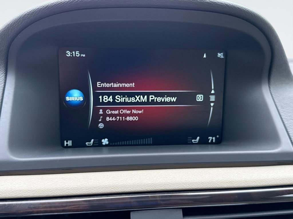 Used 2016 Volvo XC70 T5 Premier w/ Convenience Package AWD/4WD image 12