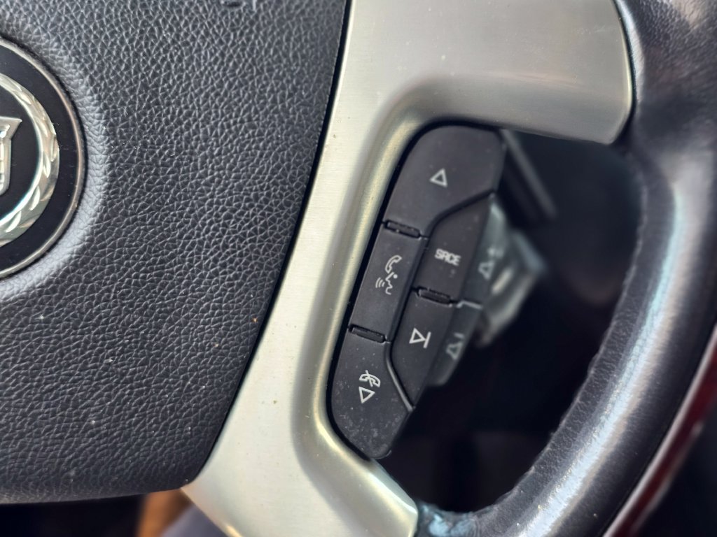 Used 2012 Cadillac Escalade Luxury RWD image 17