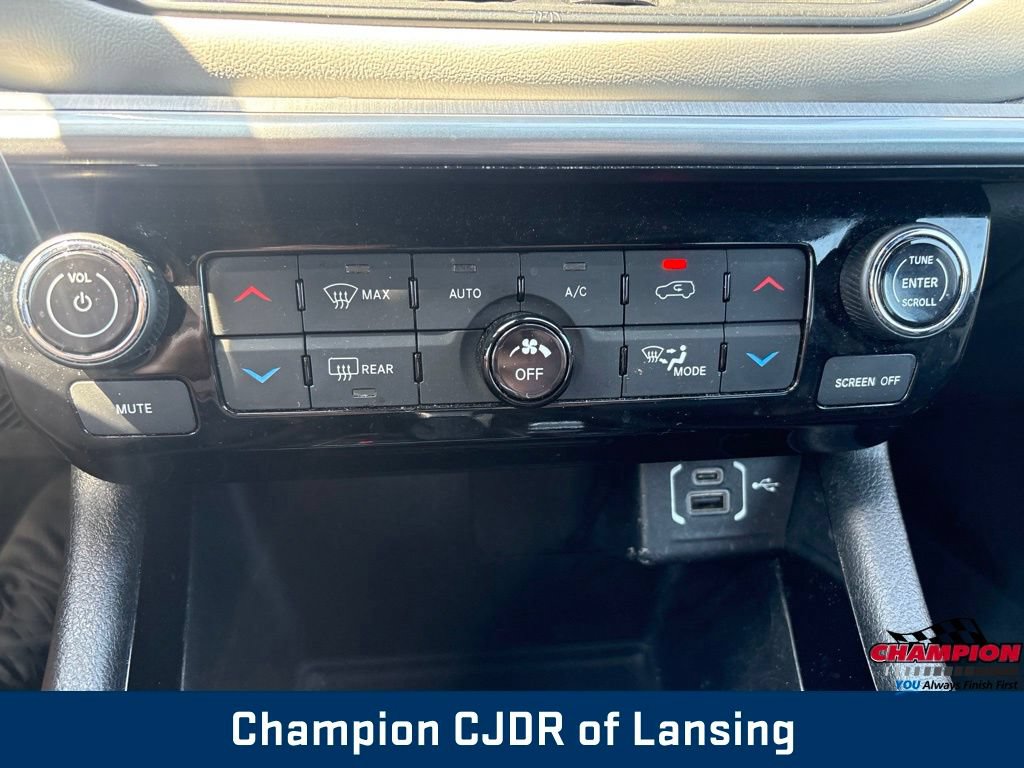 Used 2025 Jeep Compass Limited AWD/4WD image 24