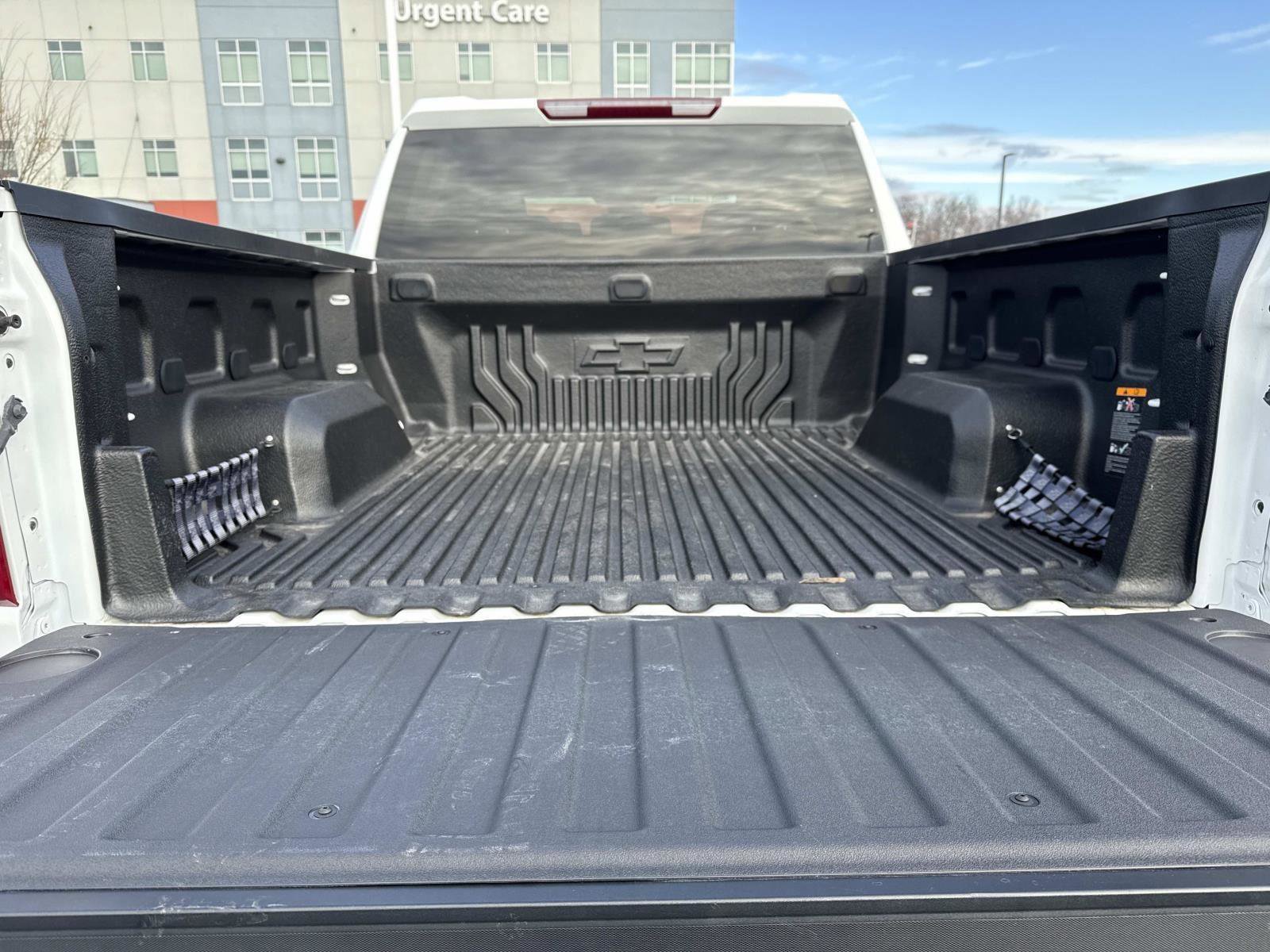 Used 2024 Chevrolet Silverado 1500 LT image 21