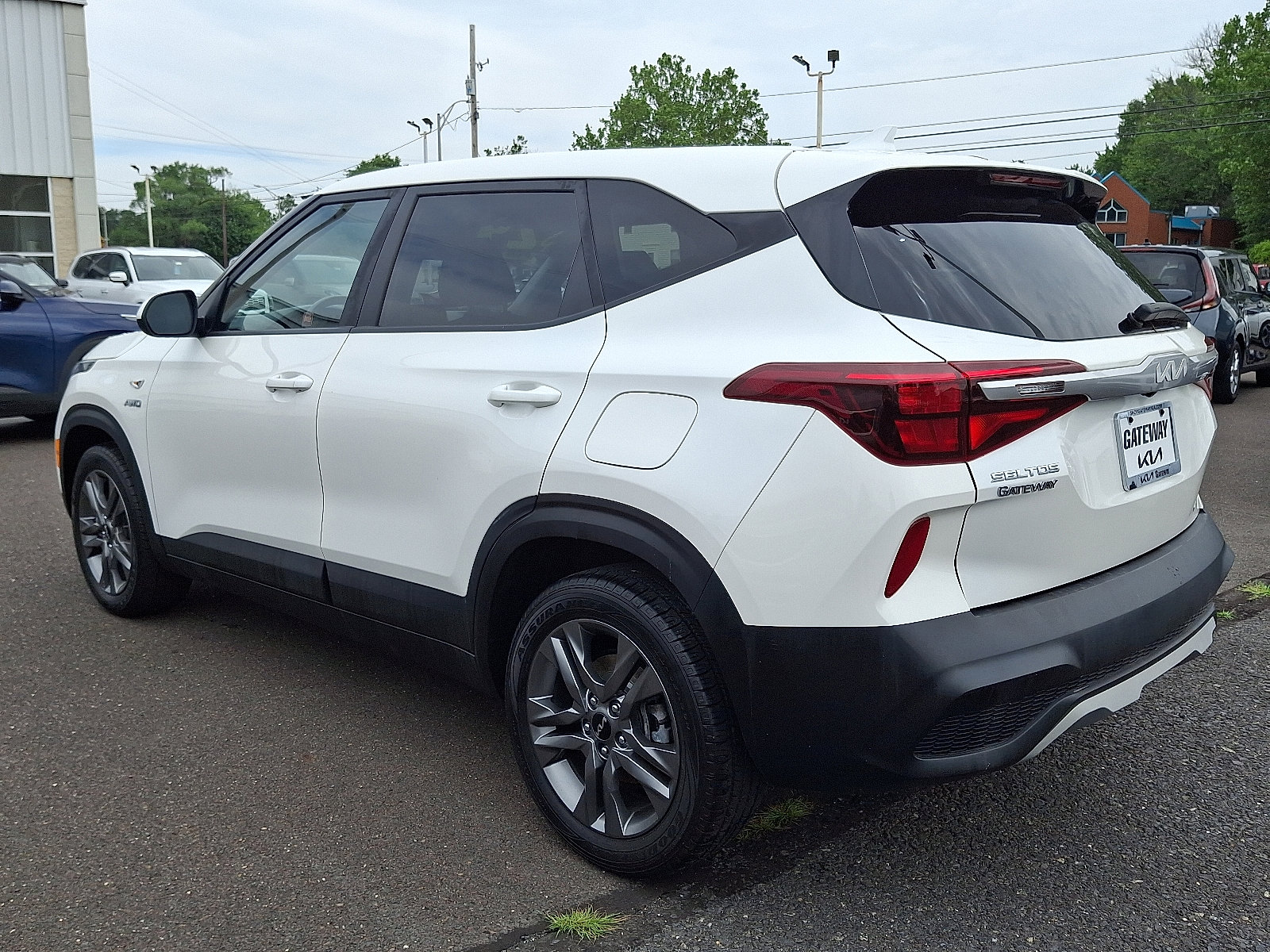 Used 2022 Kia Seltos LX image 4