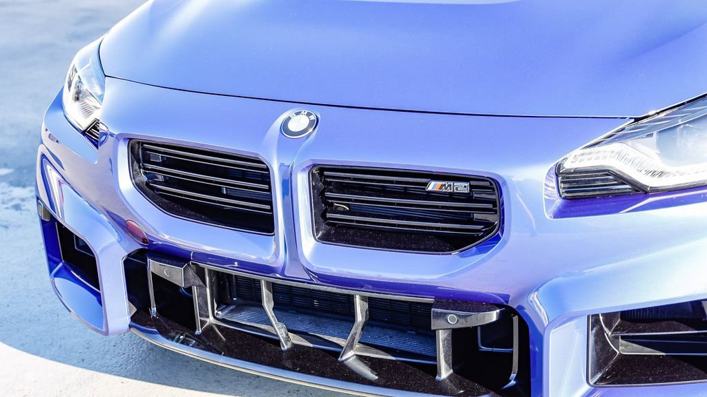 Used 2025 BMW M2 w/ Lighting Package image 6