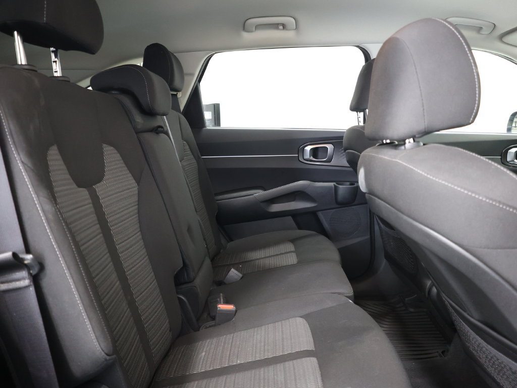Used 2022 Kia Sorento LX FWD image 24