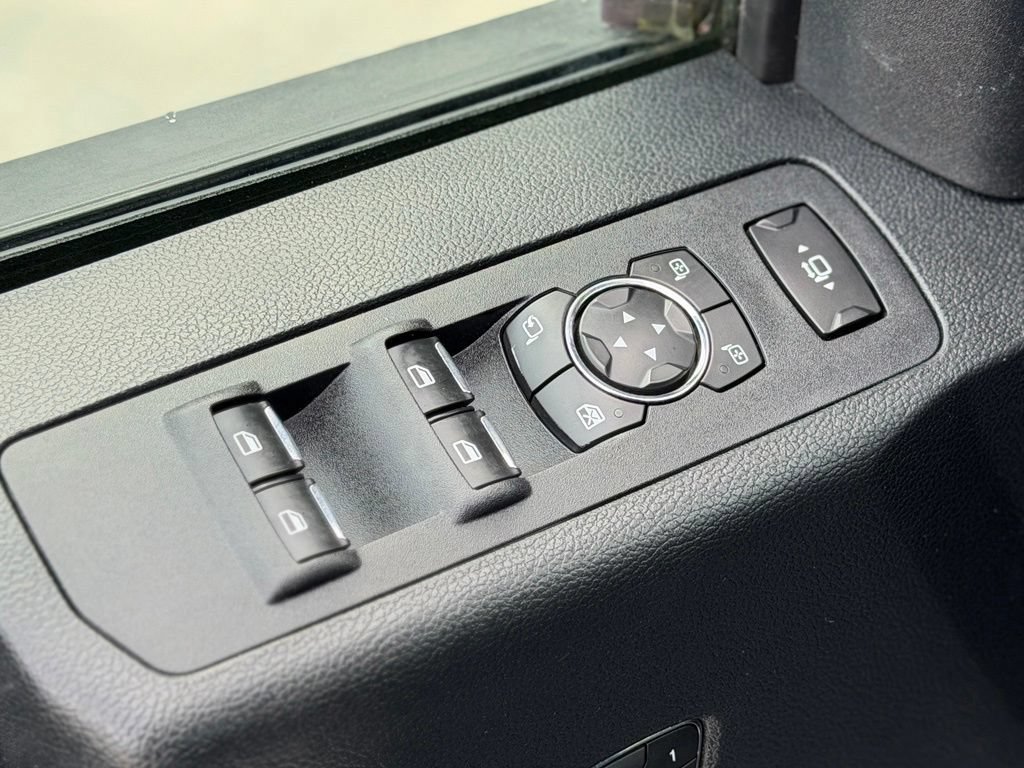 Used 2019 Ford F350 Lariat w/ Chrome Package AWD/4WD image 20