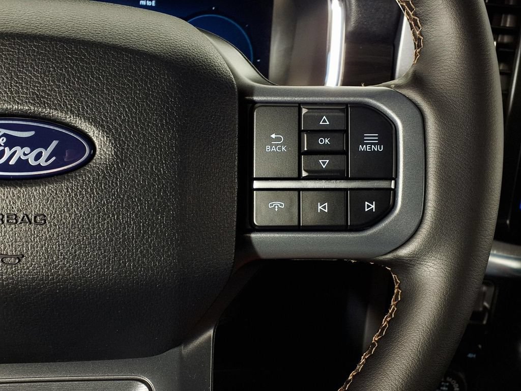 Used 2025 Ford F150 Lariat AWD/4WD image 21