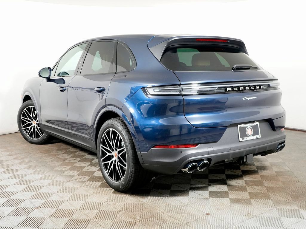 Used 2026 Porsche Cayenne AWD/4WD image 3