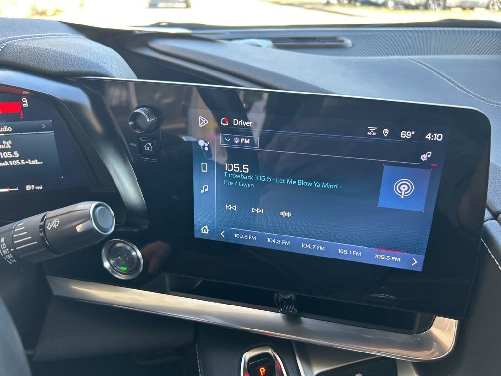 Used 2024 Chevrolet Corvette Stingray Coupe w/ Z51 Performance Package image 7