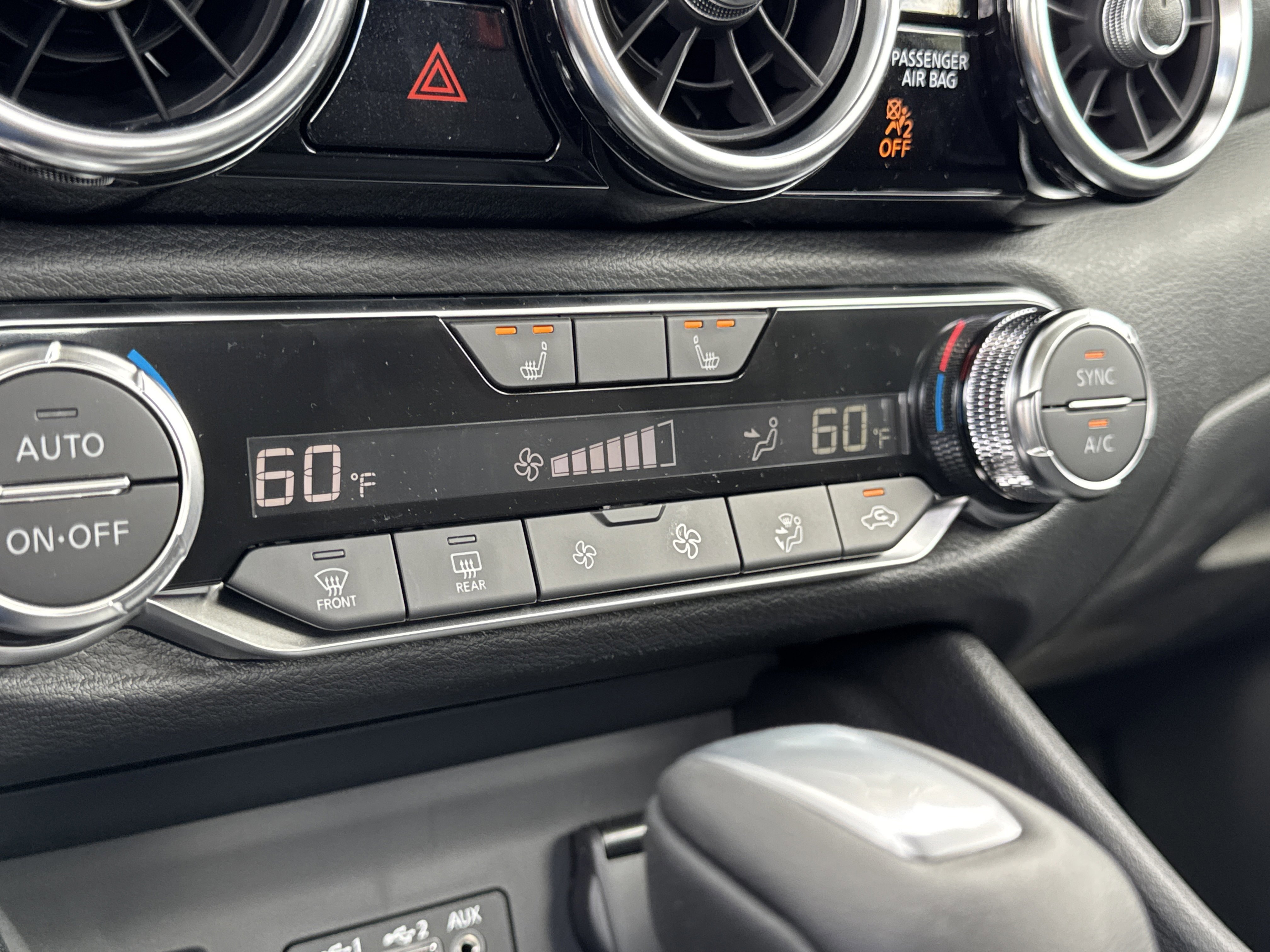 New 2025 Nissan Sentra SR image 24