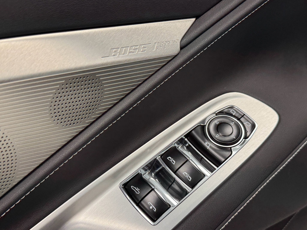 Used 2023 Chevrolet Corvette Stingray Preferred Conv w/ Z51 Performance Package RWD image 15
