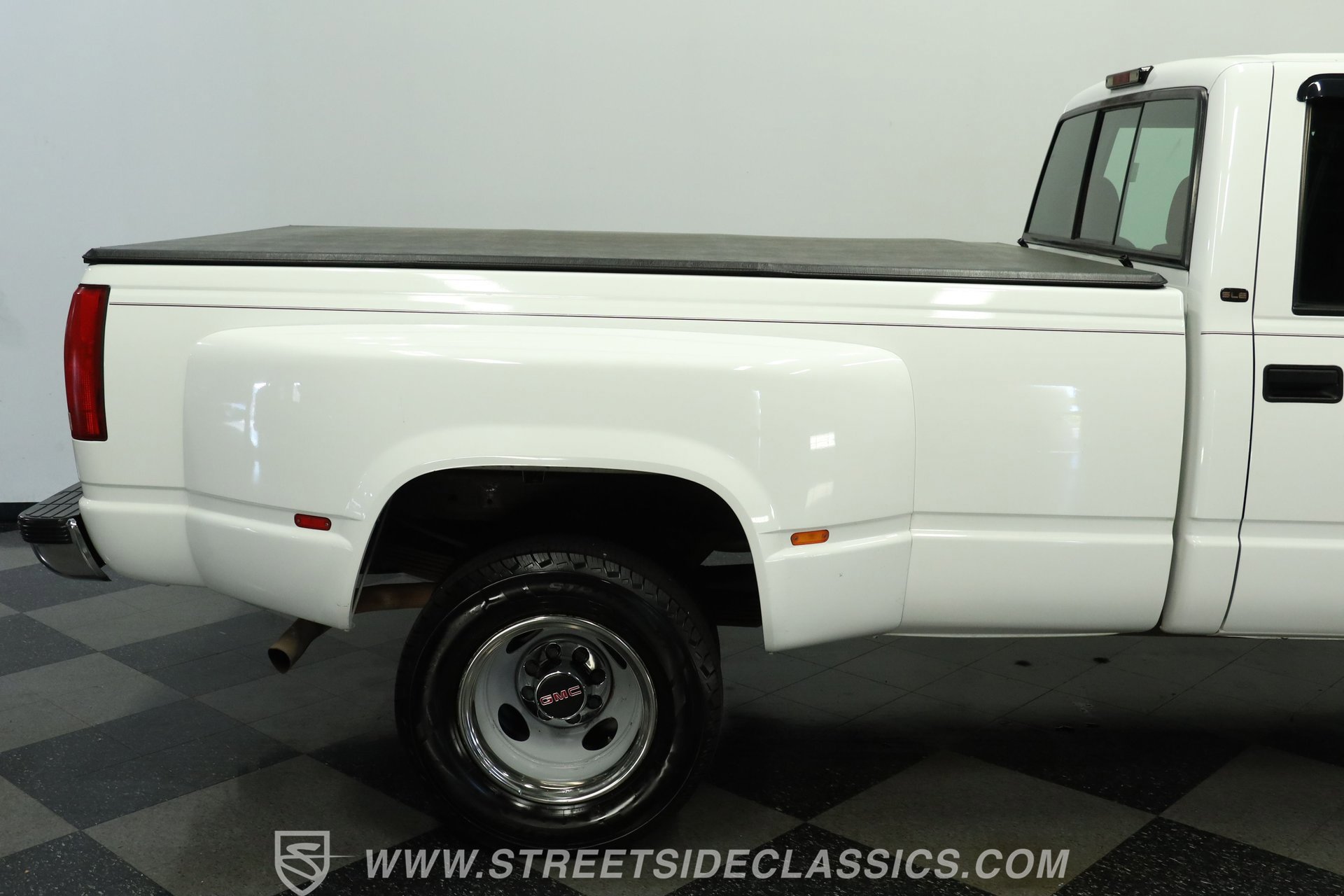 Used 1998 GMC Sierra 3500 2WD Crew Cab w/ Marketing Option Pkg 3 image 27