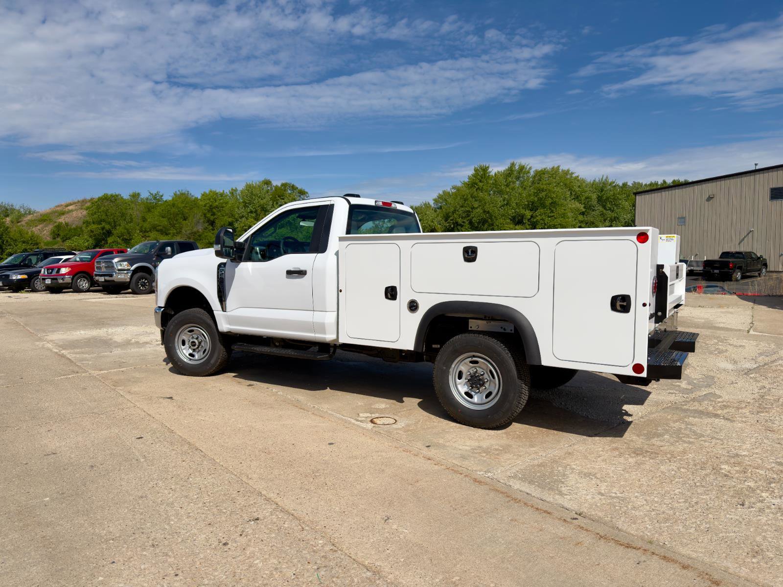 New 2026 Ford F250 XL w/ XL Chrome Package AWD/4WD image 3