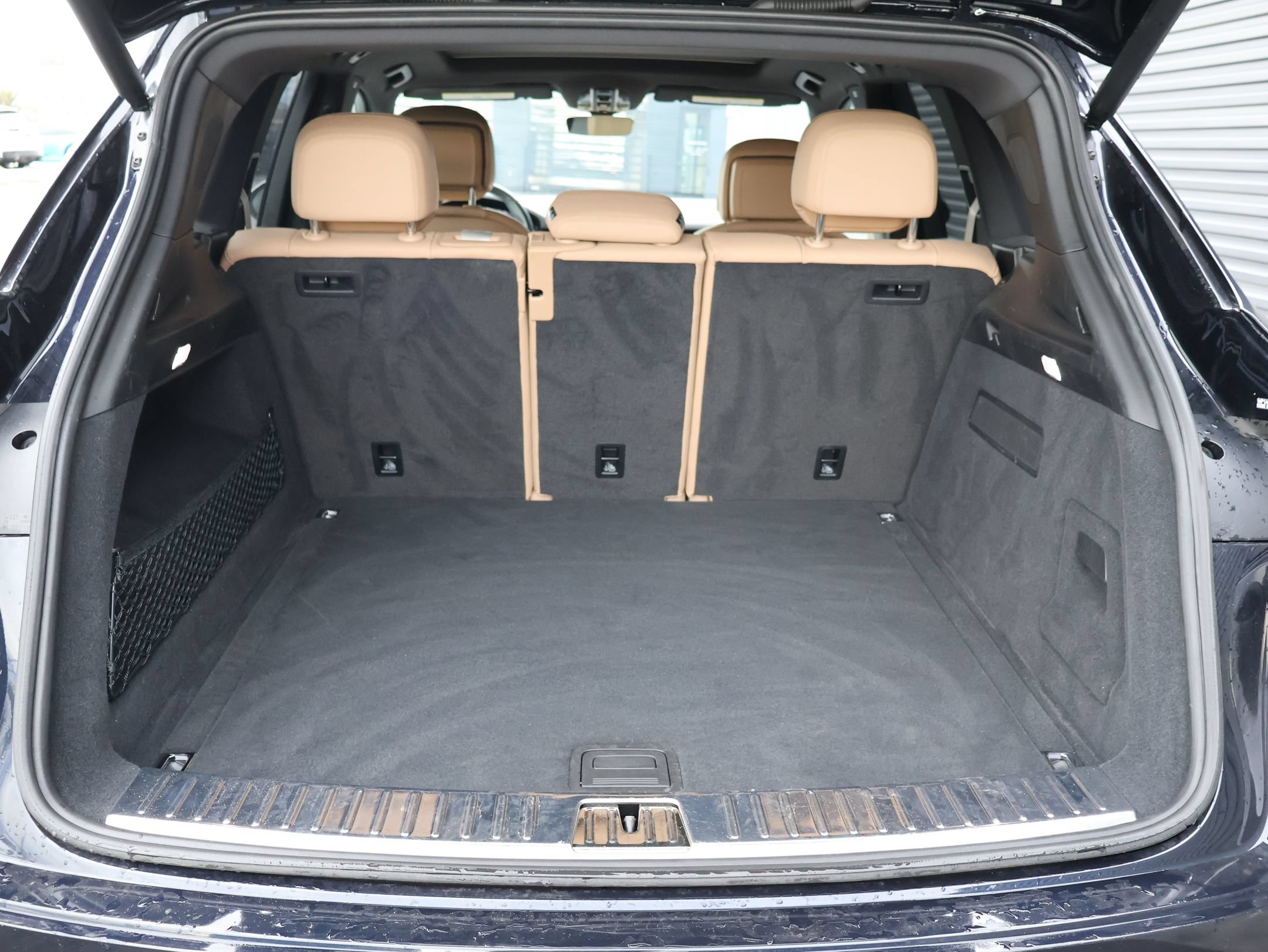 Certified 2023 Porsche Cayenne Platinum Edition AWD/4WD image 26