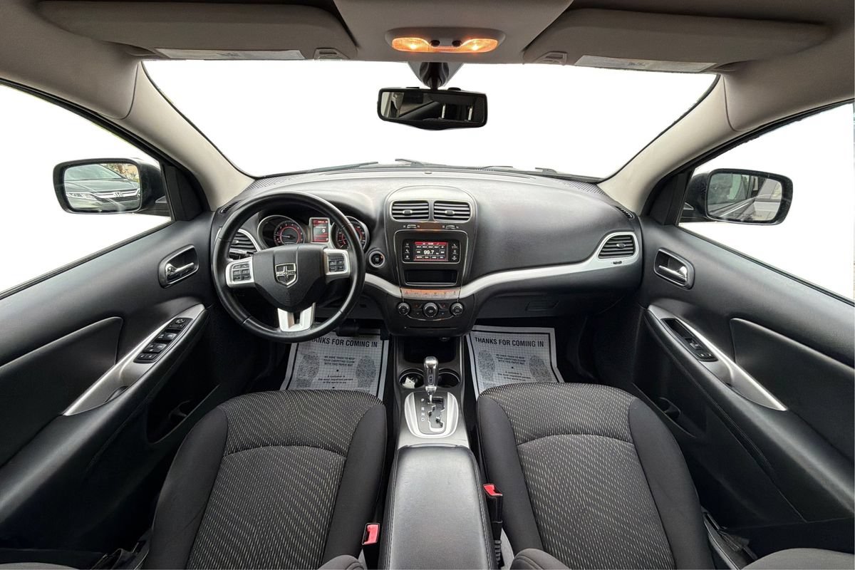 Used 2016 Dodge Journey SE w/ Flexible Seating Group FWD image 25